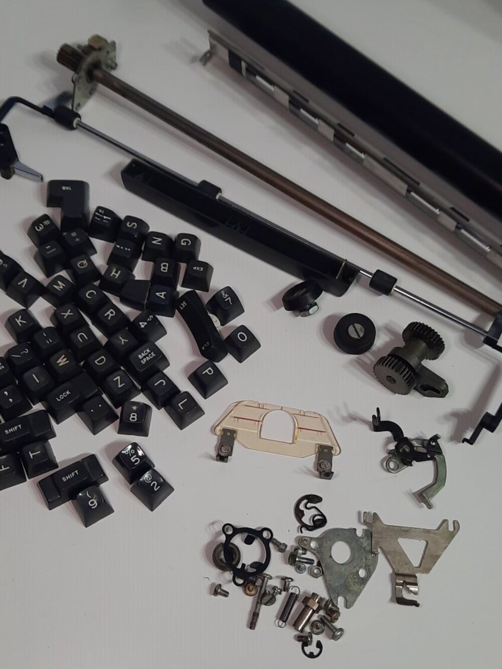 IBM Selectric II Typewriter Parts Lot Keycaps Carriage Rod Roller Gears Platen